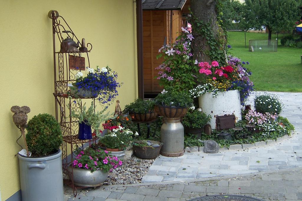 Landhotel Zum Adler Oberbechingen Buitenkant foto