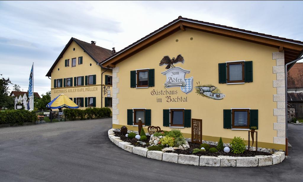 Landhotel Zum Adler Oberbechingen Buitenkant foto