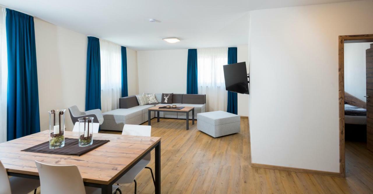 Landhotel Zum Adler Oberbechingen Buitenkant foto